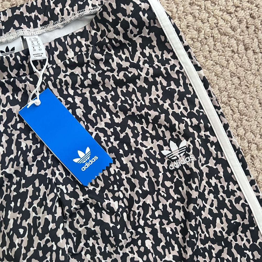 Adidas leopard cheetah animal print tights leggings pants NWT